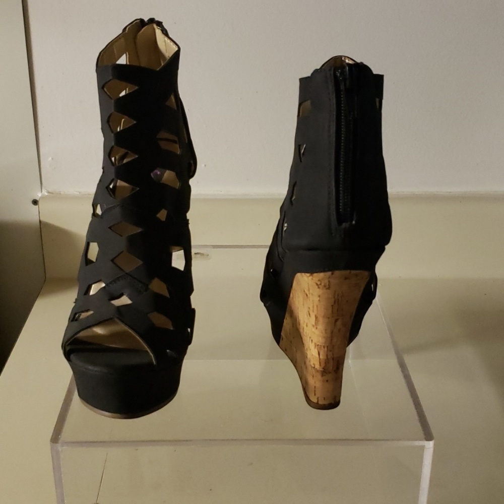 Wedge heels - Picture 2 of 6